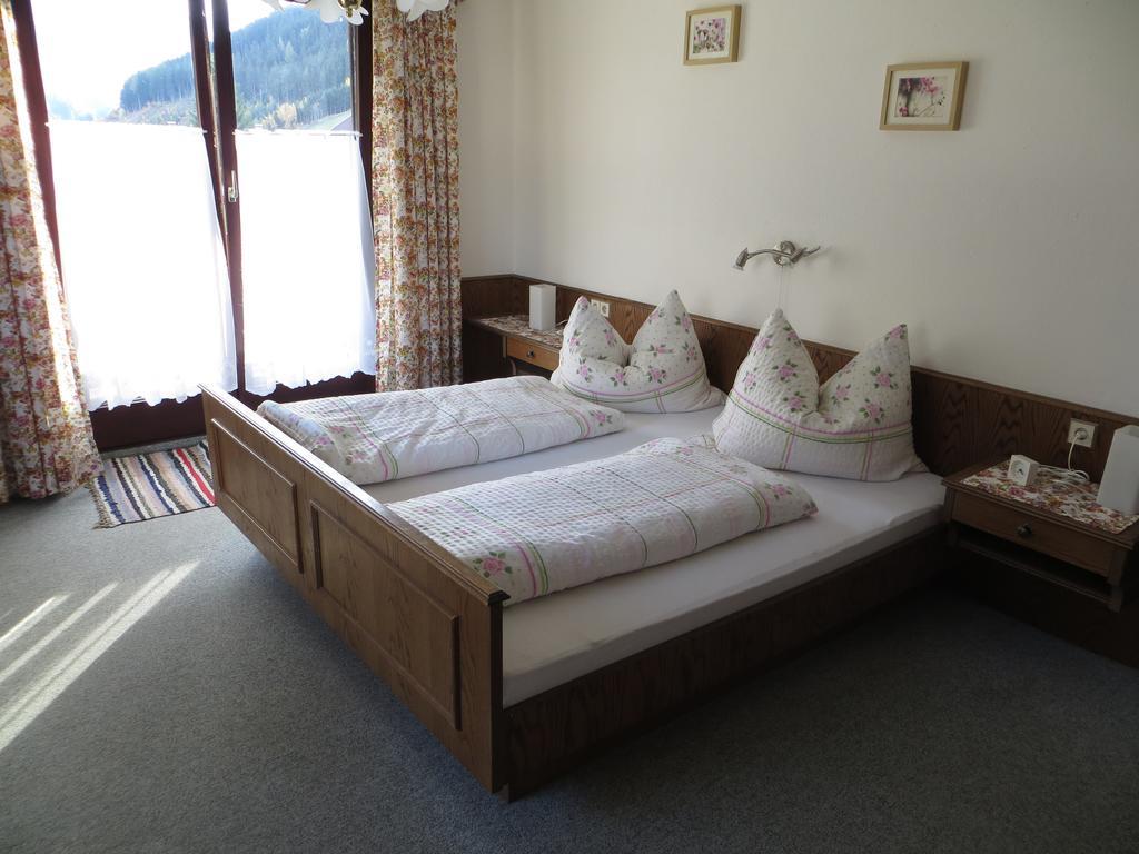 Haus Andrea Hotel Neustift im Stubaital Ruang foto